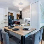 Guestready - Charming Stay With A Small Garden